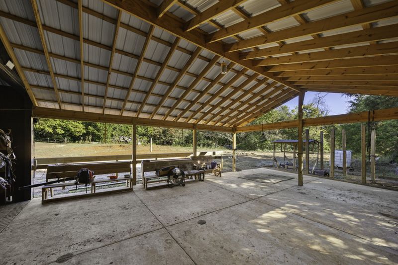 2410 Concord Church Rd, Columbia, TN 38401