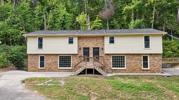 1009 Harpeth Valley Ct, Nashville, TN 37221
