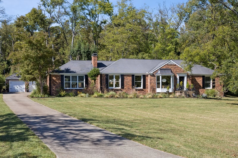 313 Jocelyn Hollow Cir, Nashville, TN 37205