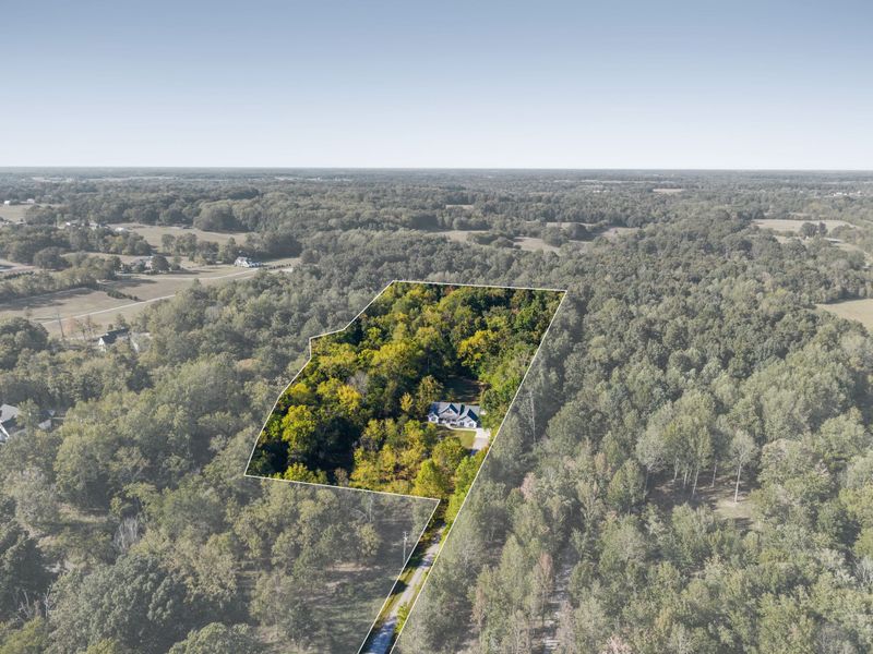 7862 Bill Moss Rd, White House, TN 37188