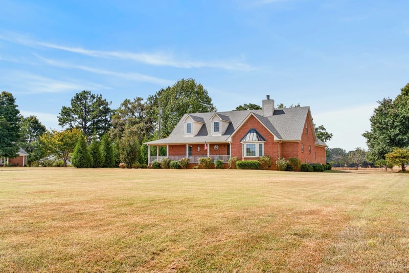 106 Ewing Dr, Portland, TN 37148