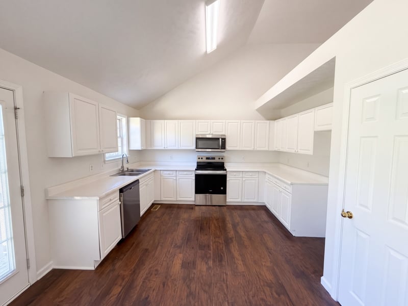6140 Steve Scarlett Pl, La Vergne, TN 37086