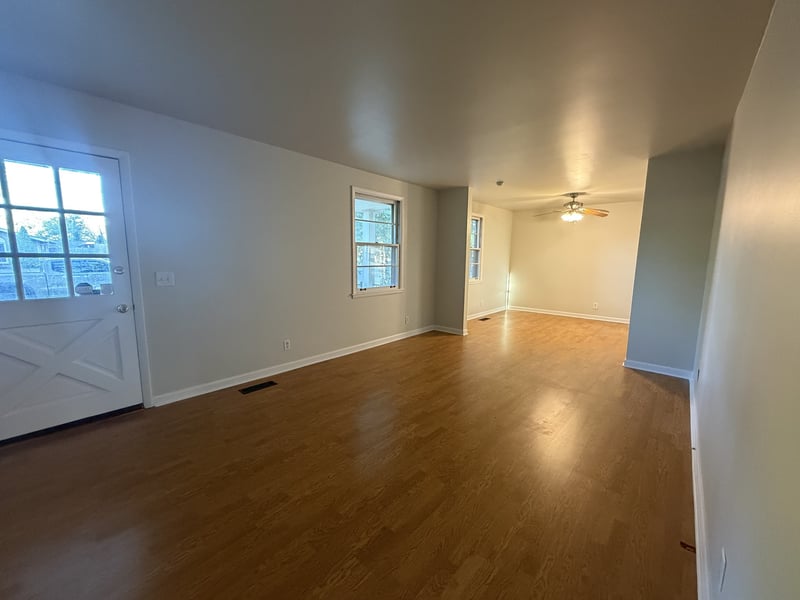 561 Augusta Dr, Hermitage, TN 37076