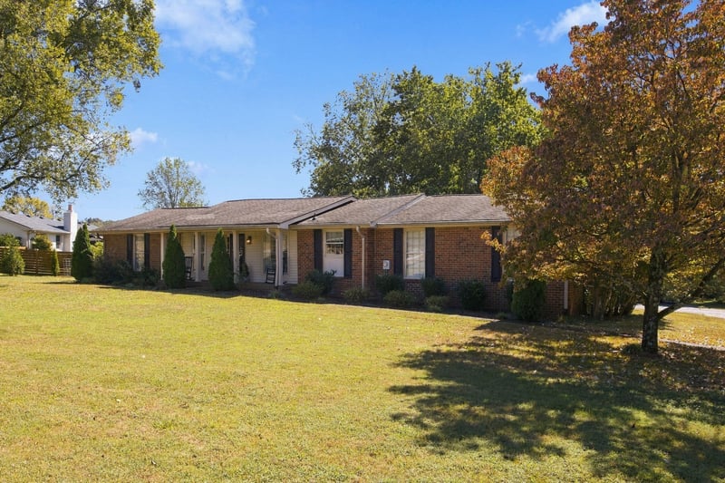 1365 W Division St, Mount Juliet, TN 37122