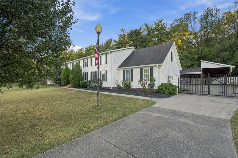 1111 Rutledge Dr, Rockvale, TN 37153