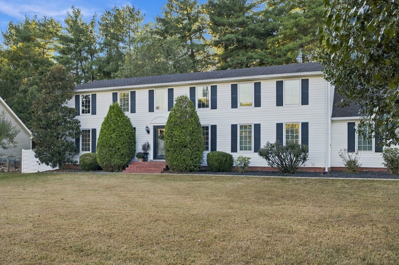 1111 Rutledge Dr, Rockvale, TN 37153