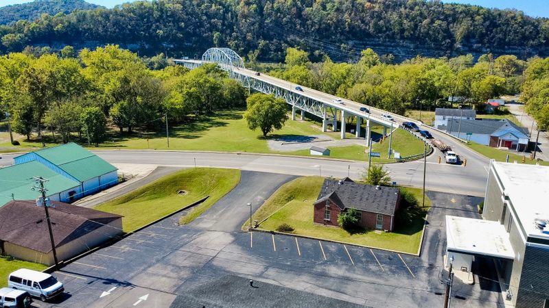 101 Upper Ferry Rd, Carthage, TN 37030