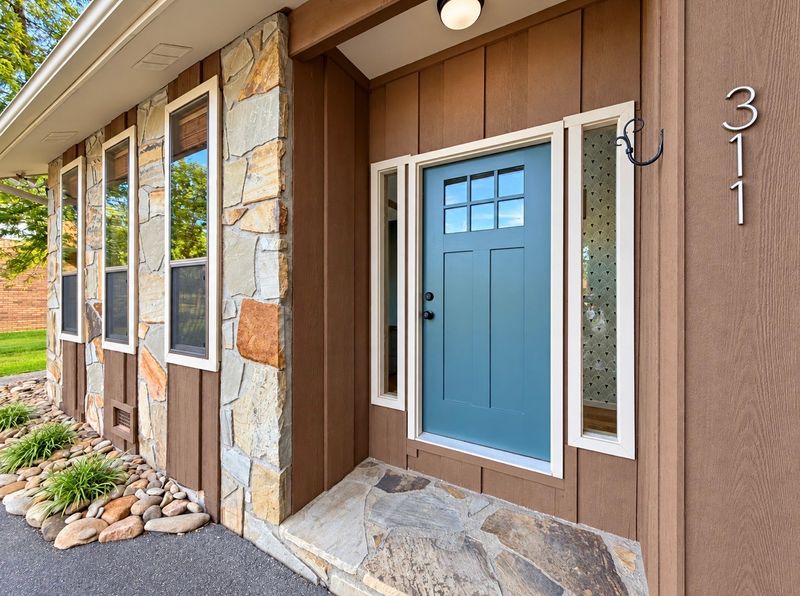 311 Poplar St, Sevierville, TN 37862