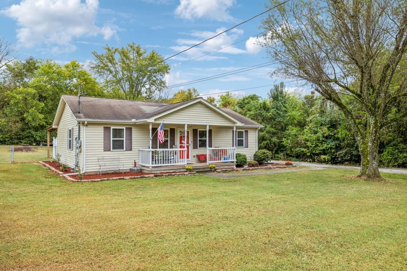 40 Roberts Ln, Lebanon, TN 37087