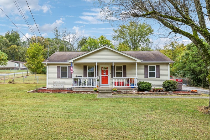 40 Roberts Ln, Lebanon, TN 37087