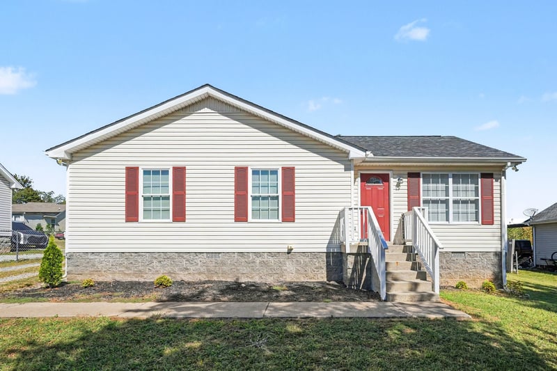 147 Greystone Dr, Springfield, TN 37172