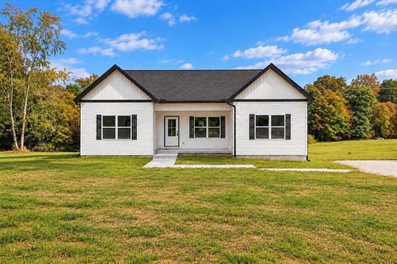 1434 East Piney Rd, Dickson, TN 37055