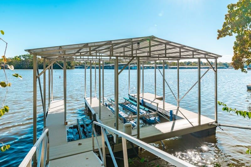 214 Woodlake Dr, Gallatin, TN 37066