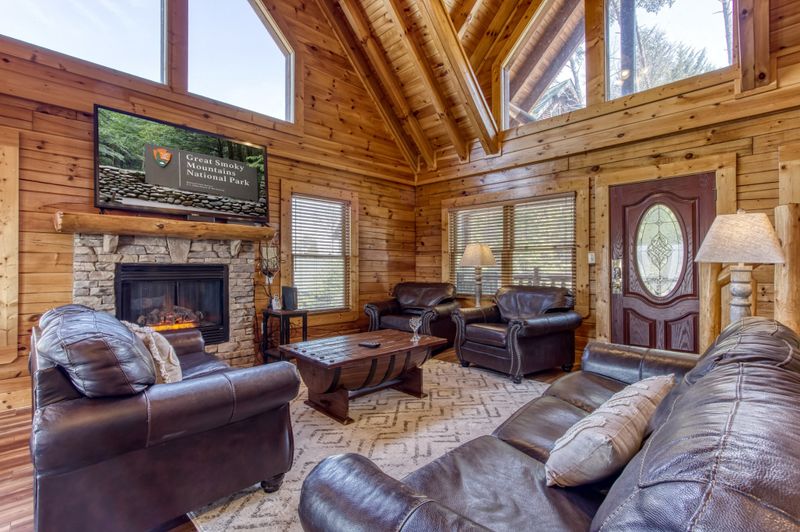1728 Summit View Way, Sevierville, TN 37862