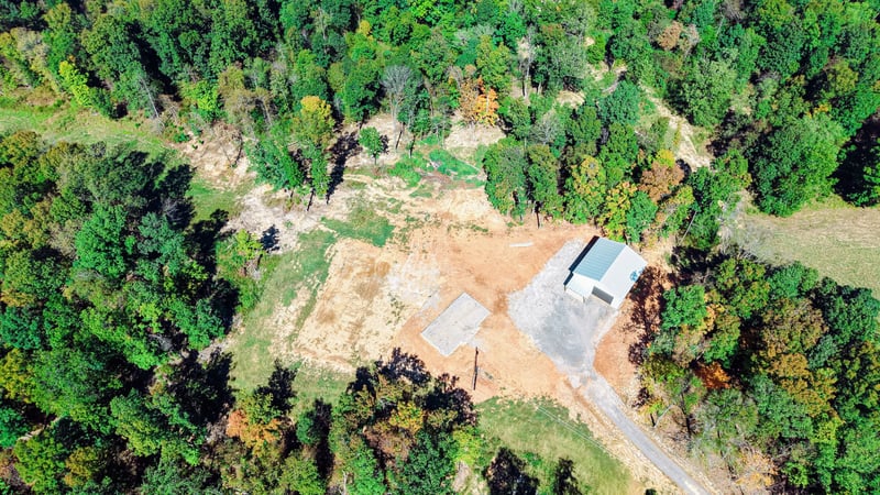 900 Norris Hollow Rd, Vanleer, TN 37181