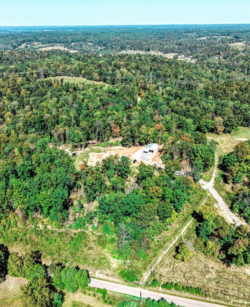 900 Norris Hollow Rd, Vanleer, TN 37181