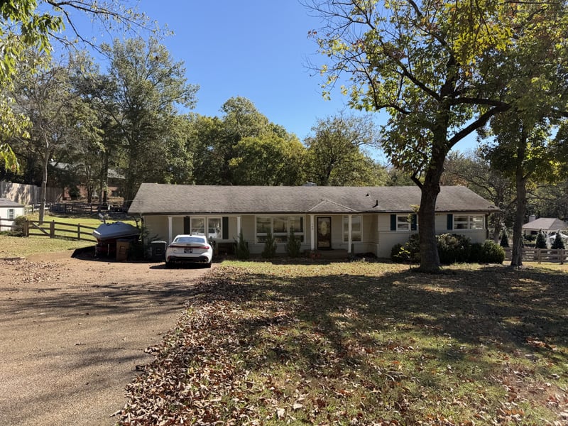 762 Brook Hollow Rd, Nashville, TN 37205