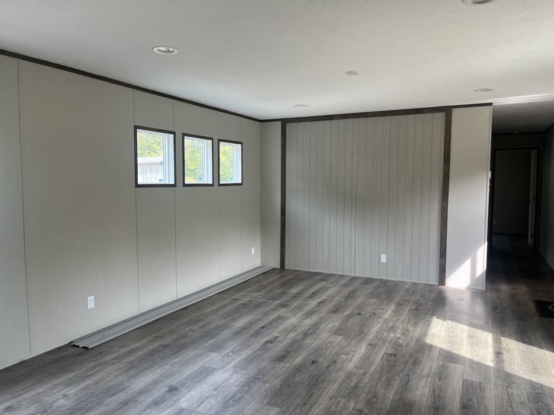 2 Kaylee Ln, Elmwood, TN 38560
