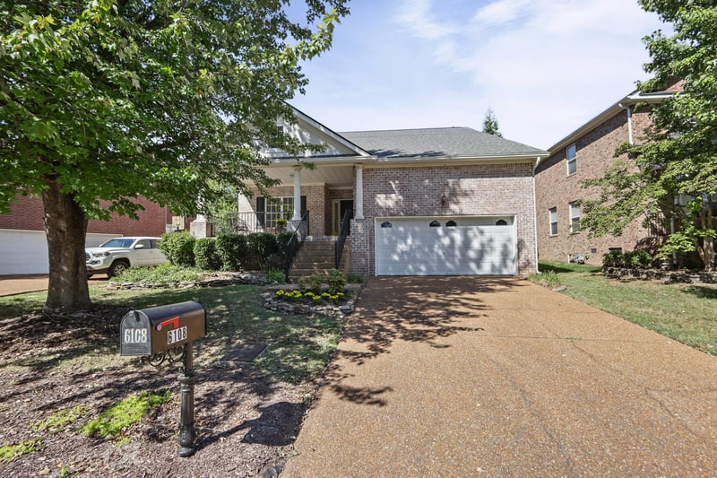 6108 Brentwood Chase Dr, Brentwood, TN 37027