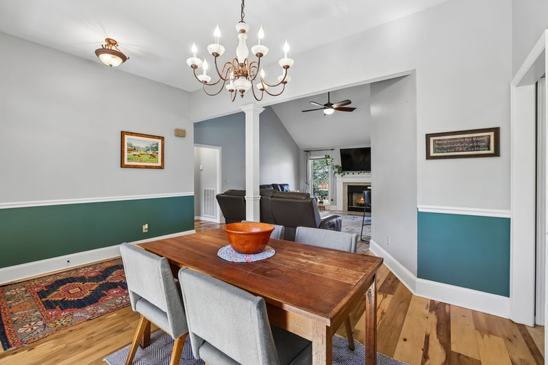 1911 Kensington Dr, Murfreesboro, TN 37127
