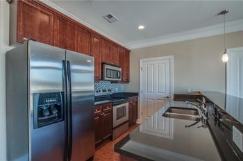 3100 West End Cir #304, Nashville, TN 37203