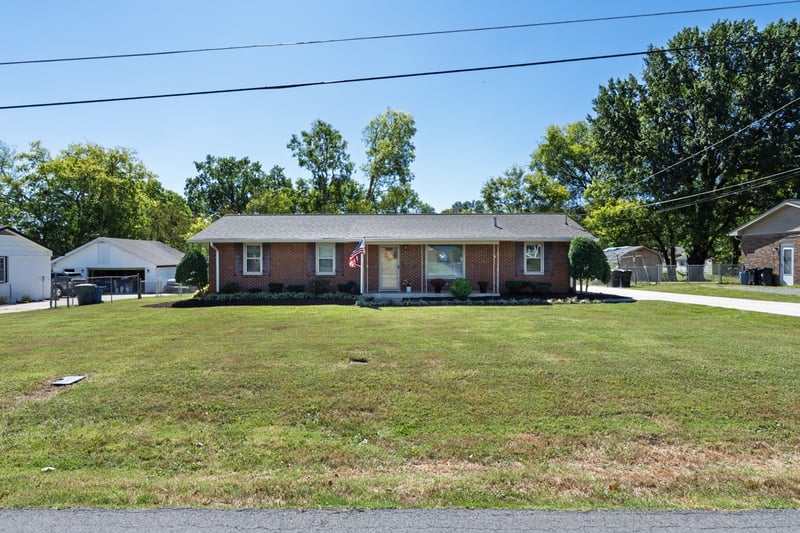 114 Woodyside Dr, Hendersonville, TN 37075