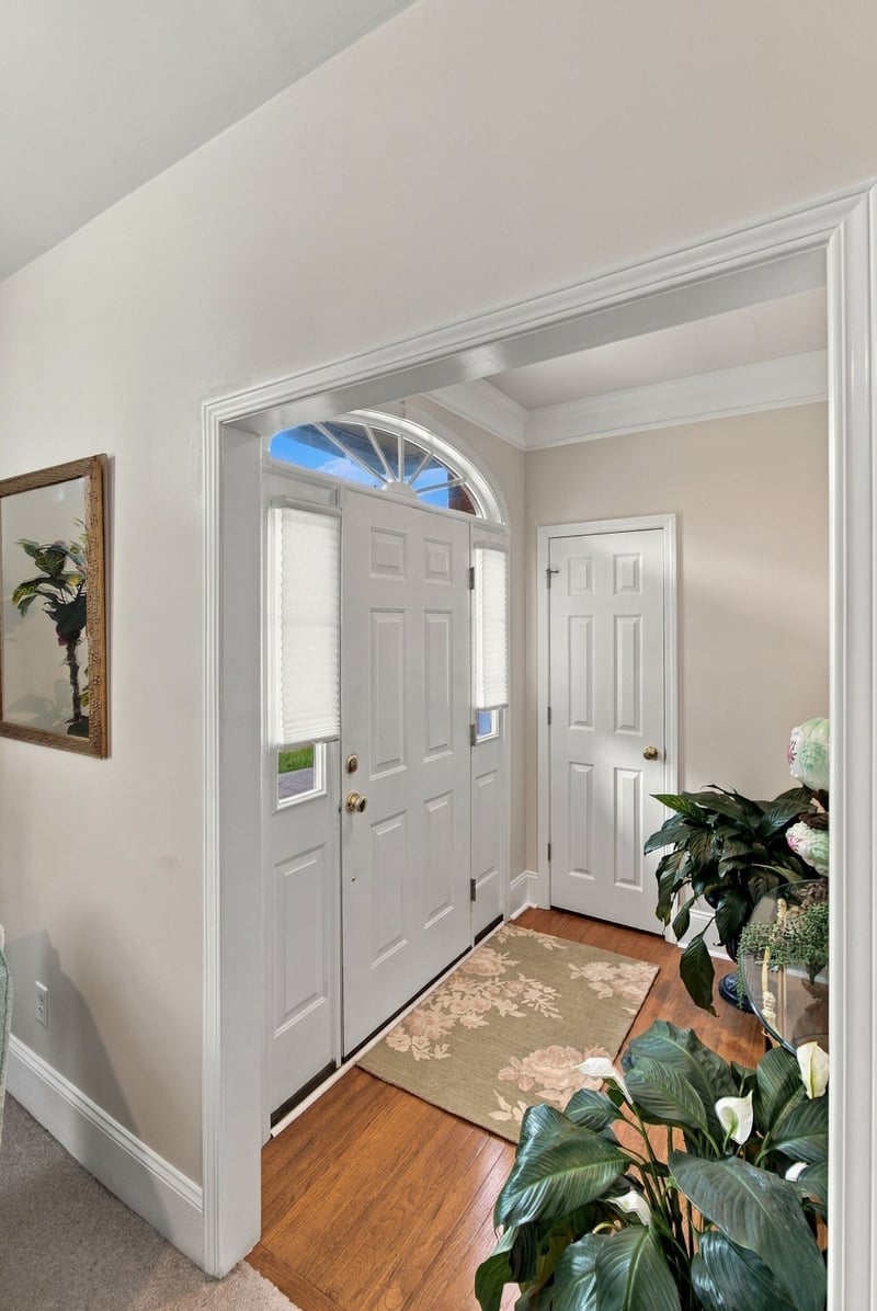 2 Bradley Ct, Lebanon, TN 37087
