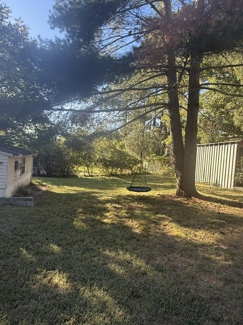 635 Jefferson Ave E, Carthage, TN 37030