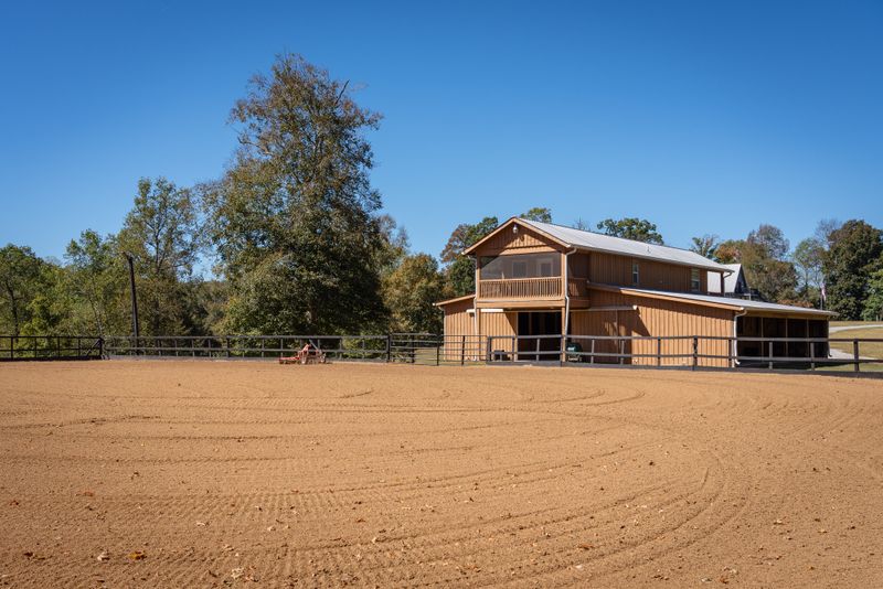 4325 Cave Springs Rd, Columbia, TN 38401
