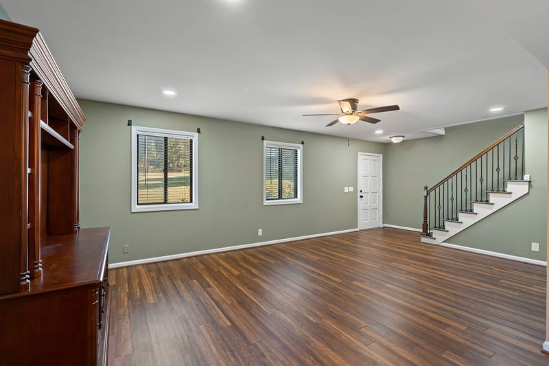 192 Lake Chateau Dr, Hermitage, TN 37076