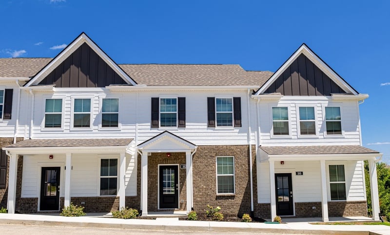 104 Dry Cy, La Vergne, TN 37086
