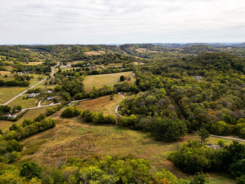 6735 Cross Keys Rd, College Grove, TN 37046