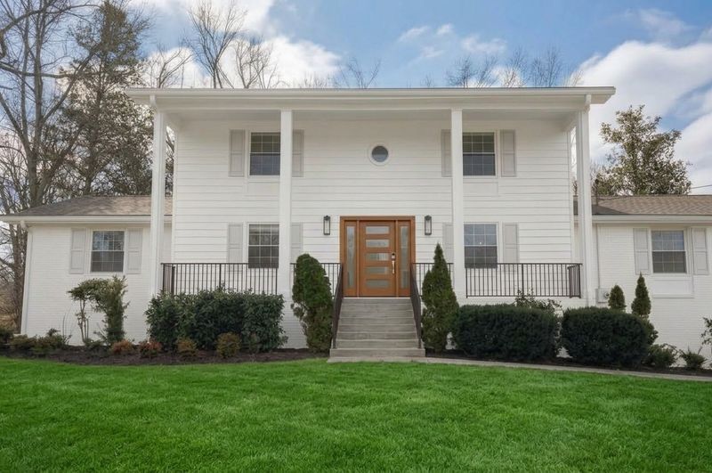 234 Bluegrass Cir, Lebanon, TN 37090