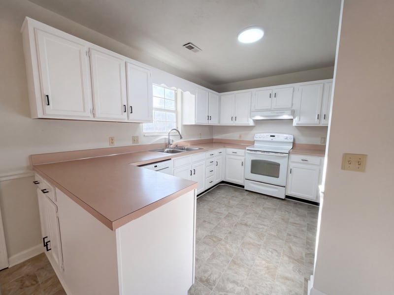 1100 Burlingame Ct, Antioch, TN 37013