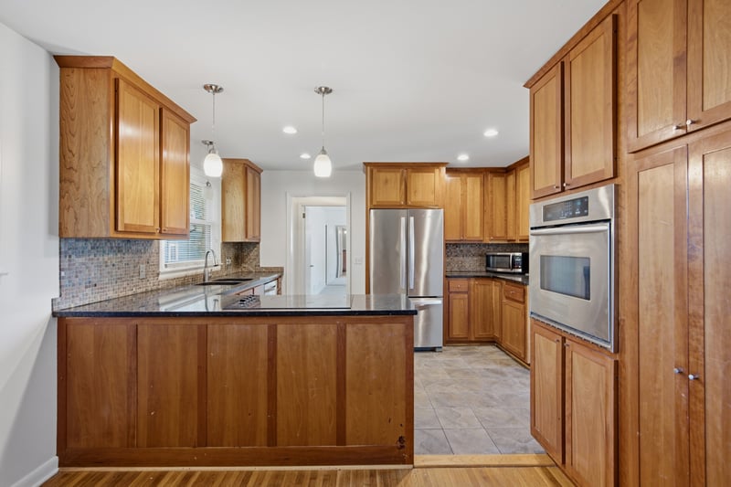 504 Highcrest Dr, Nashville, TN 37211