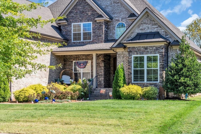 1819 Fairhaven Ln, Murfreesboro, TN 37128