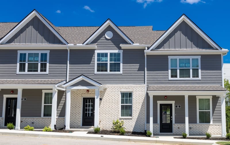 106 Dry Cy, La Vergne, TN 37086