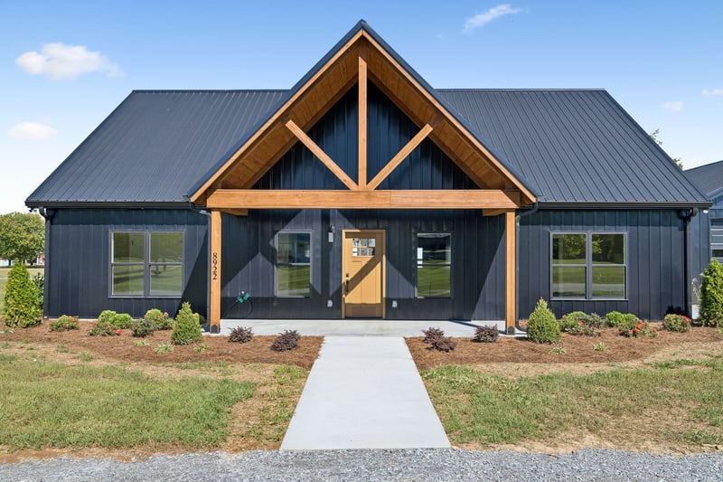 8922 Youngville Rd, Springfield, TN 37172