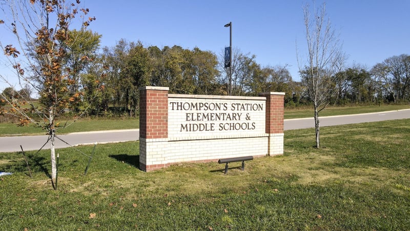 2932 Avenue Downs Dr, Thompsons Station, TN 37179