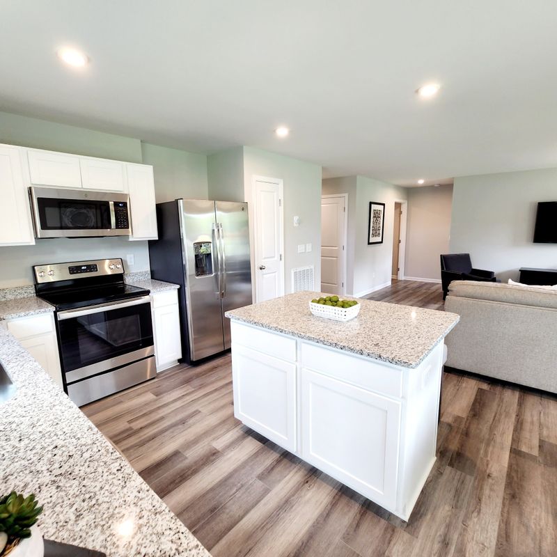 1701 Quail Run Way, Spring Hill, TN 37174