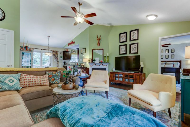 7843 Cody Ln, Knoxville, TN 37938