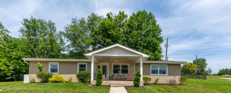 8732 Majors Rd, Knoxville, TN 37938