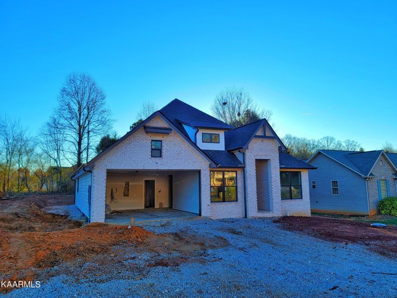 119 Saloli Way, Loudon, TN 37774