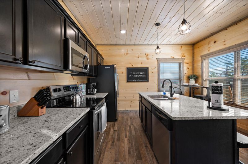 1654 Veterans Blvd #23, Sevierville, TN 37876