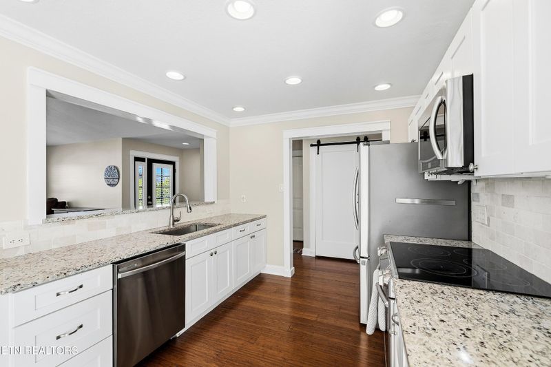2418 Tamjo Dr, Maryville, TN 37801