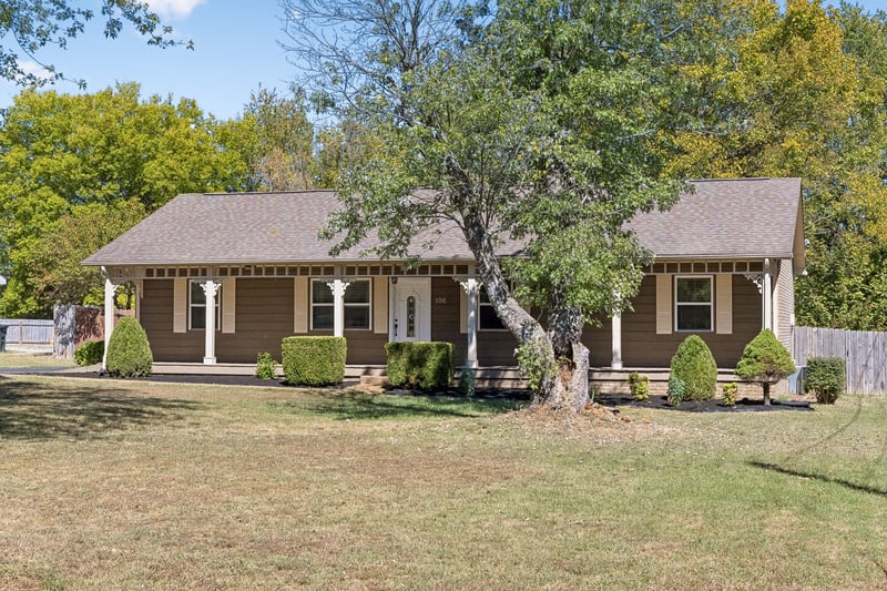 106 Brooklawn Dr, White House, TN 37188