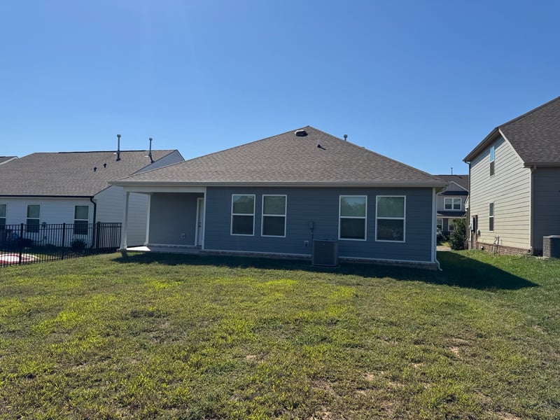 649 Cedar Brook Dr, White House, TN 37188