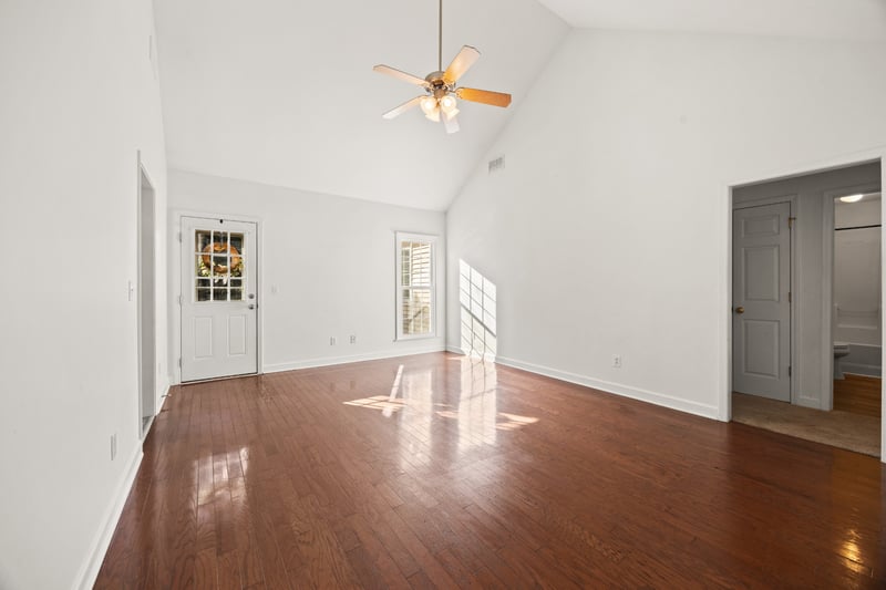 1140 Summerville Cir, Thompsons Station, TN 37179