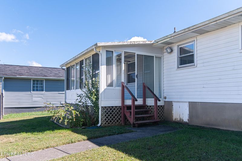 509 Highland Dr, Knoxville, TN 37912