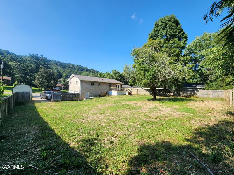 4416 Lonor Dr, Knoxville, TN 37918